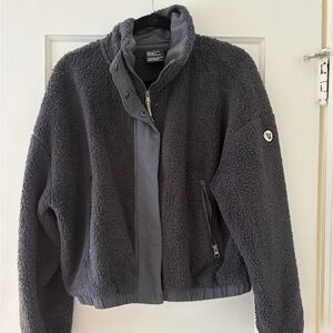 Vuori Alpine Charcoal Gray Sherpa Jacket